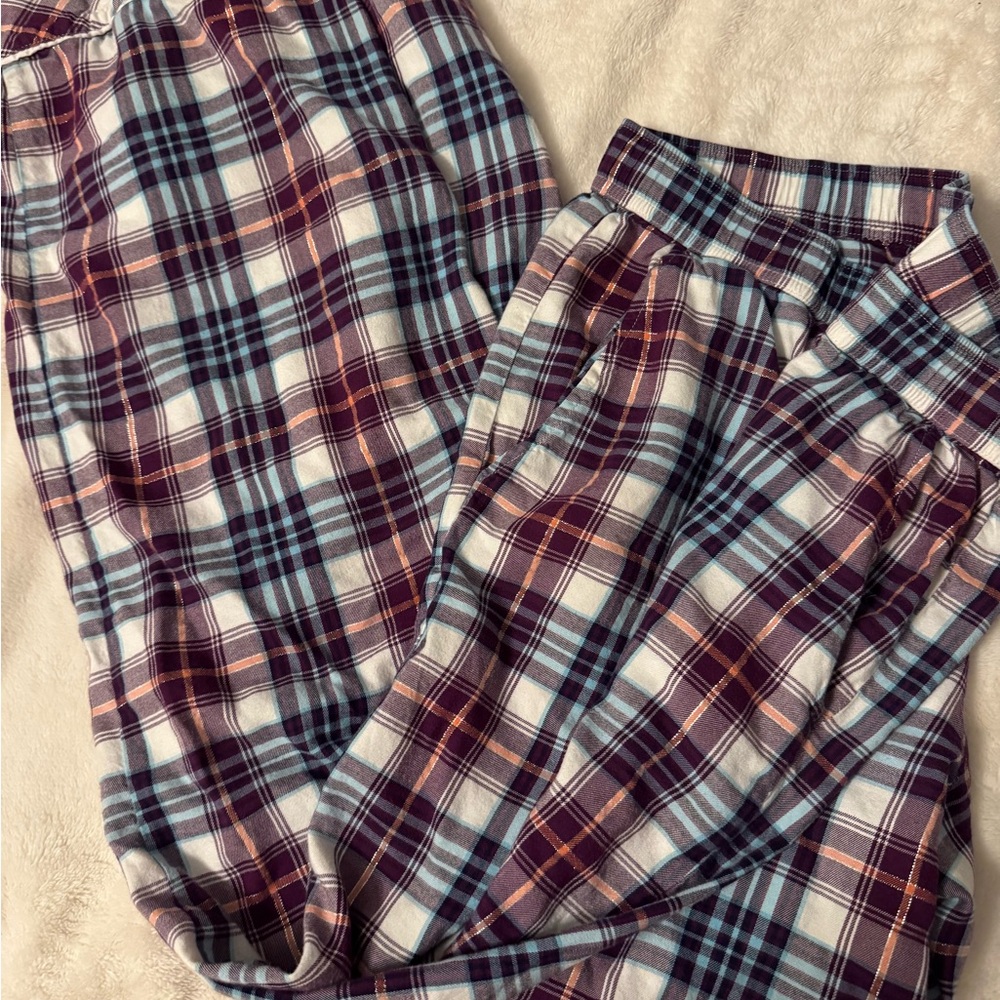 Victoria's Secret Purple and White Plaid Pants - Picture 1 of 4